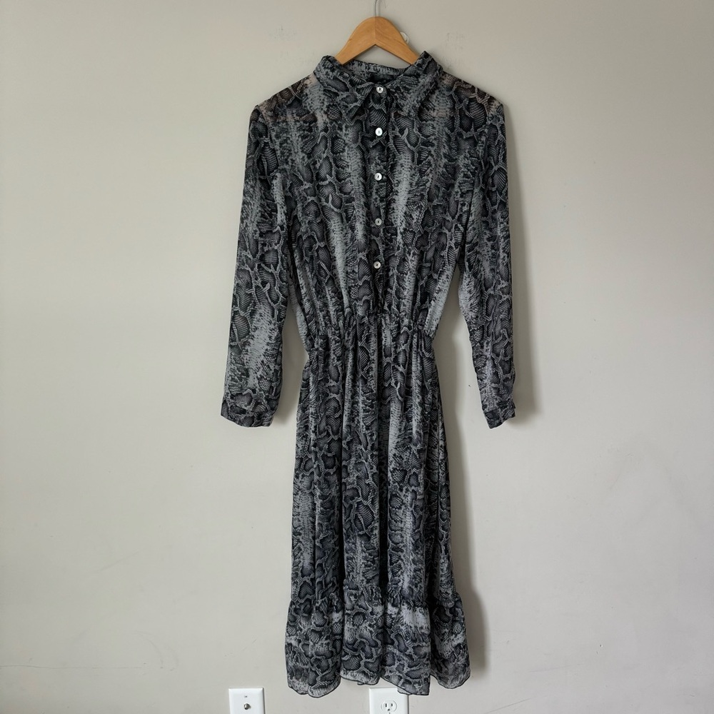 Elegant Gray Snake Print Dress